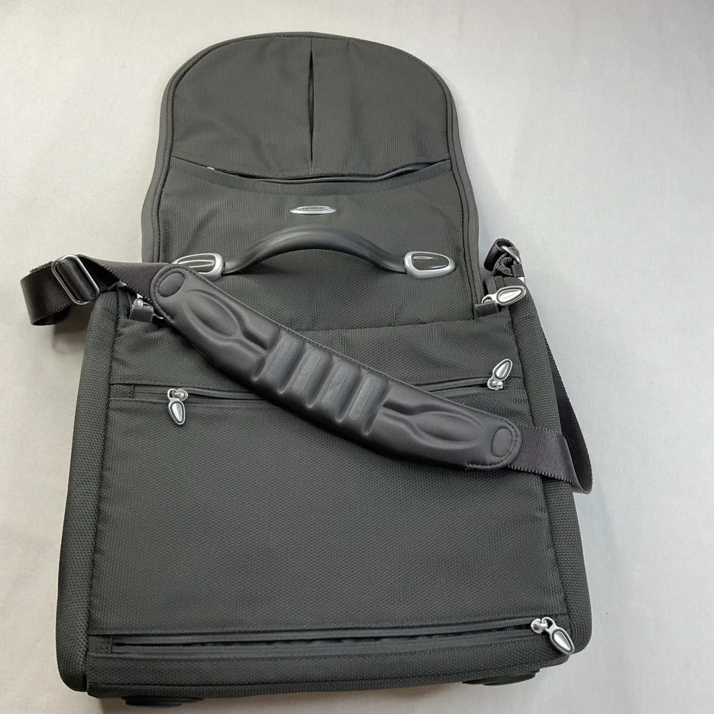 Tumi T3 Ballistic Nylon Messenger Bag Charcoal Gray Laptop Travel Briefcase